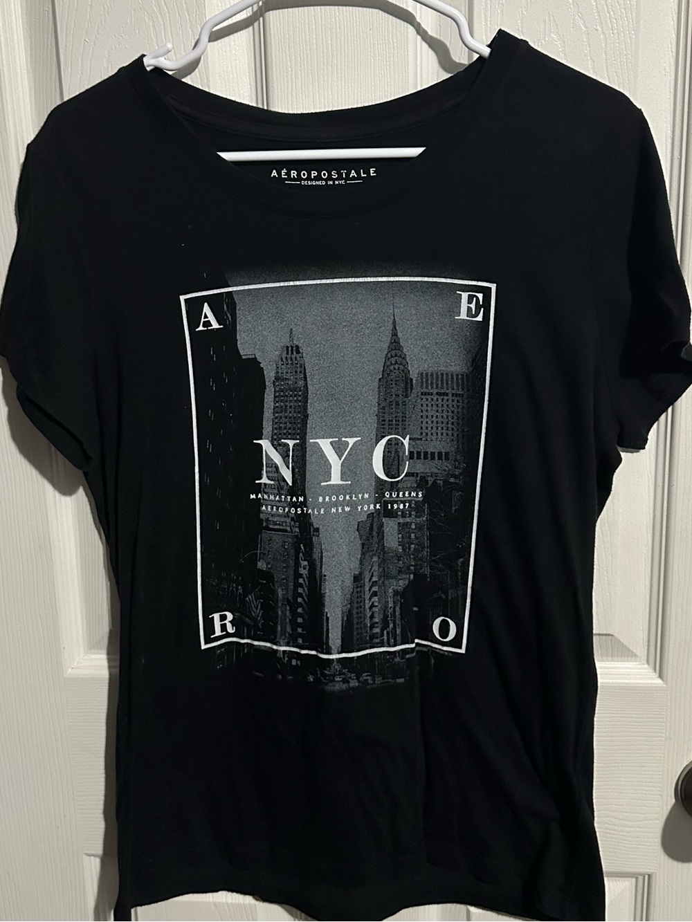 Aeropostale Black NYC Graphic Short Sleeve Tee